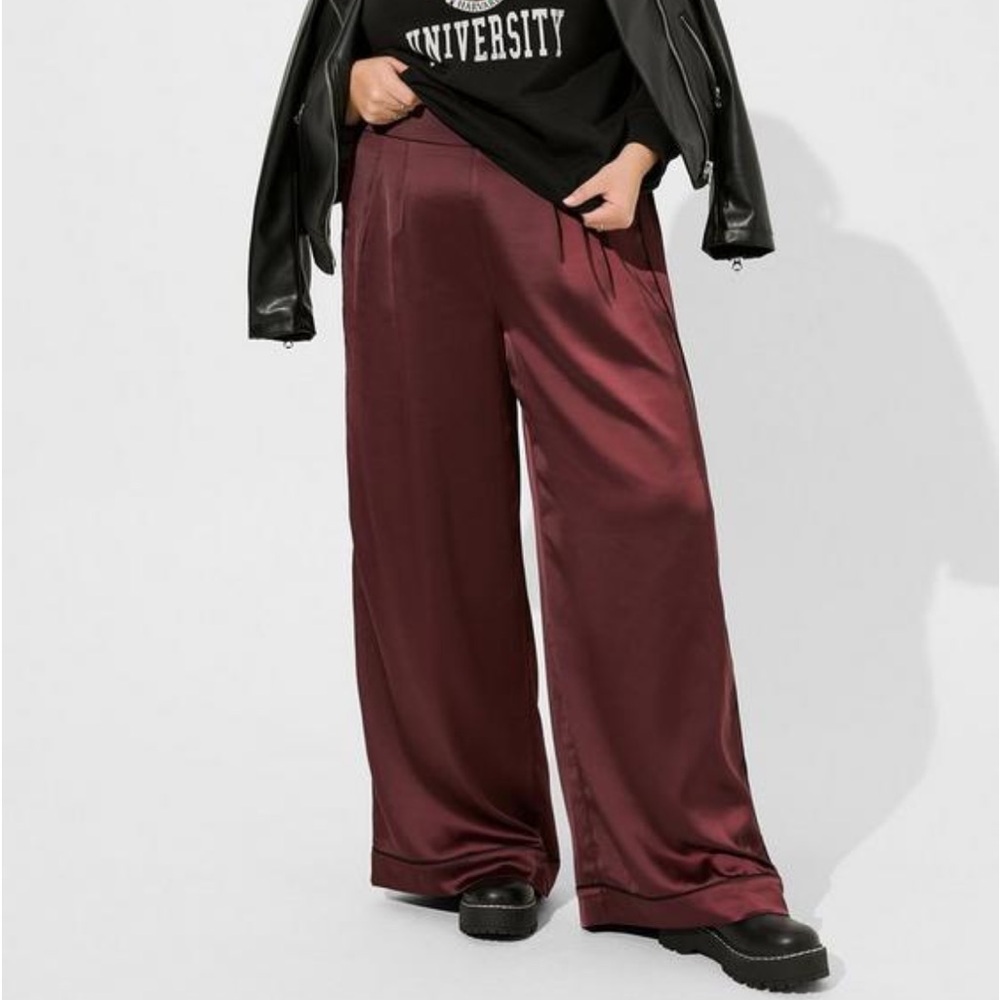 Torrid wide leg satin high rise pant